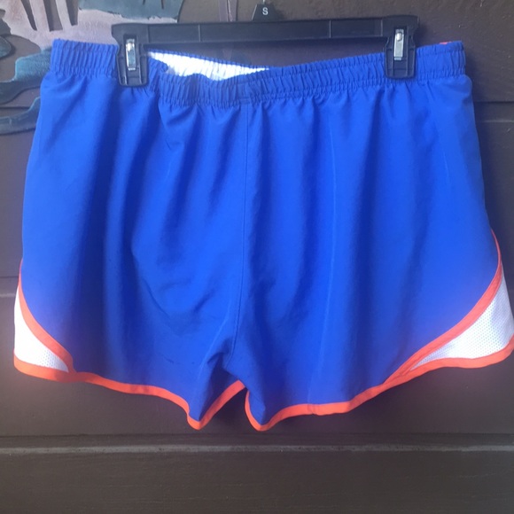 Under Armour Shorts - Picture 4 of 6